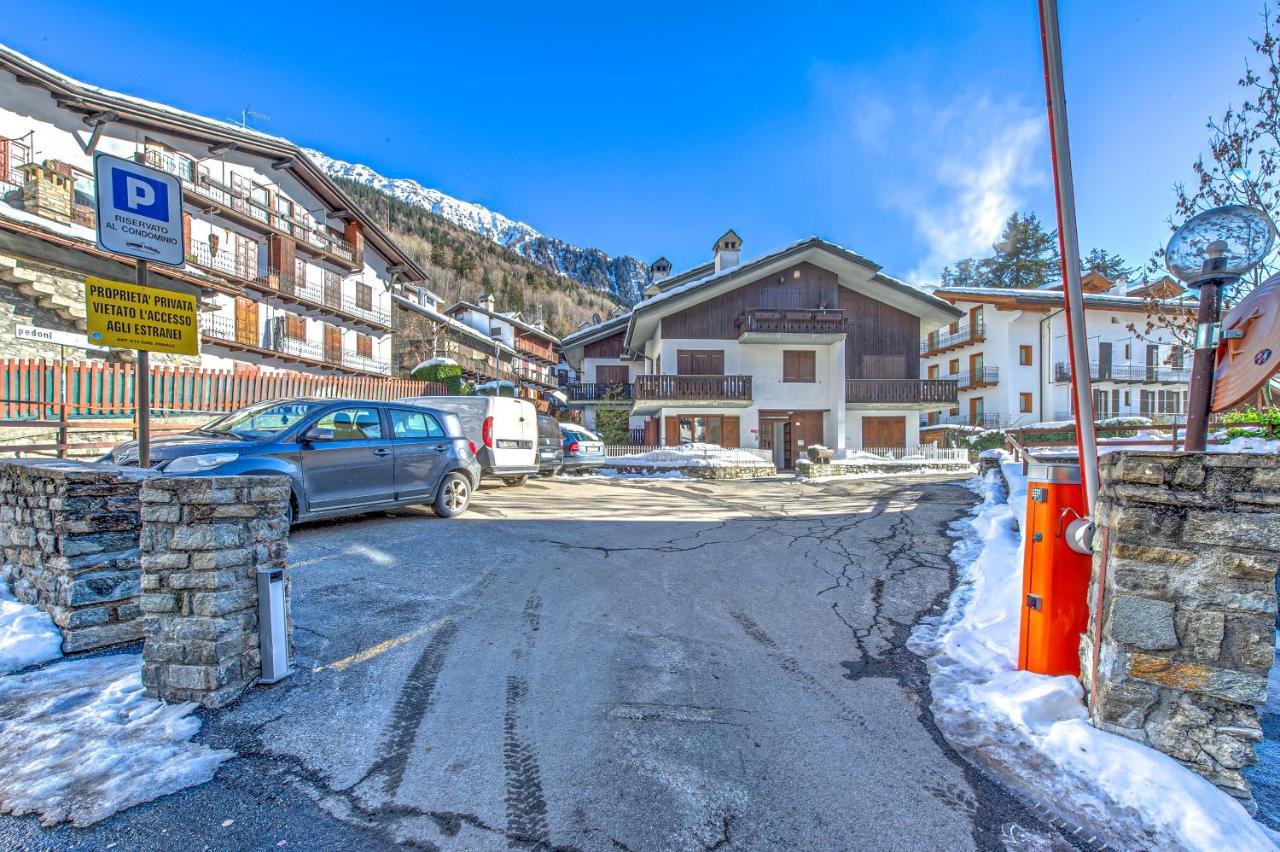 Casa Julie - Accogliente Rifugio Nella Quiete - Cour 0157 Διαμέρισμα Κουρμαγιέρ Εξωτερικό φωτογραφία